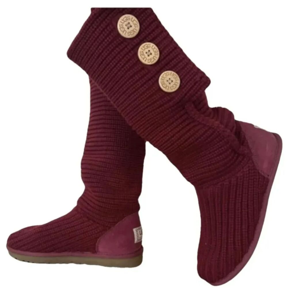 UGG AUSTRALIA CLASSIC CARDY TALL KNIT 3 BUTTON BOOTS RARE COLOR PLUM SIZE 7